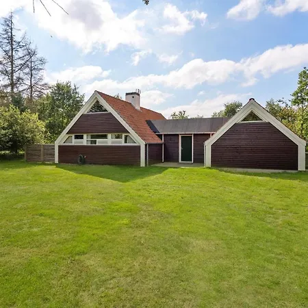 Holiday home Gorgeous In With Wifi *