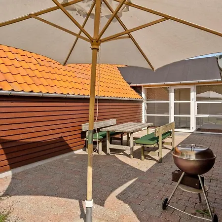 別荘 Two-bedroom In Nordenbro Vesteregn