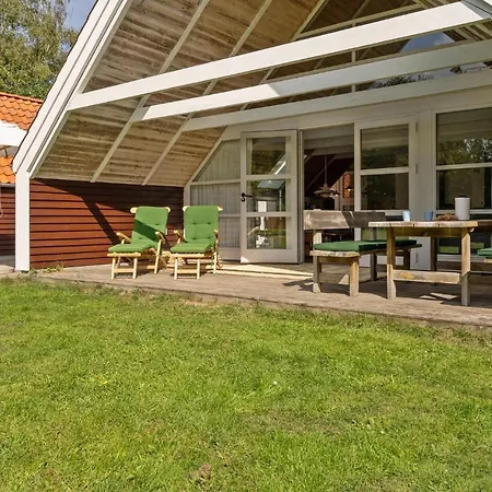 別荘 Two-bedroom In Nordenbro Vesteregn