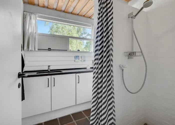 Two-bedroom In * Nordenbro Vesteregn